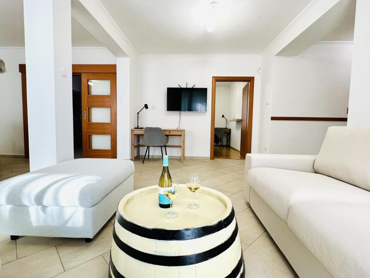 Villa Szofia Veszprem Apartments Zewnętrze zdjęcie