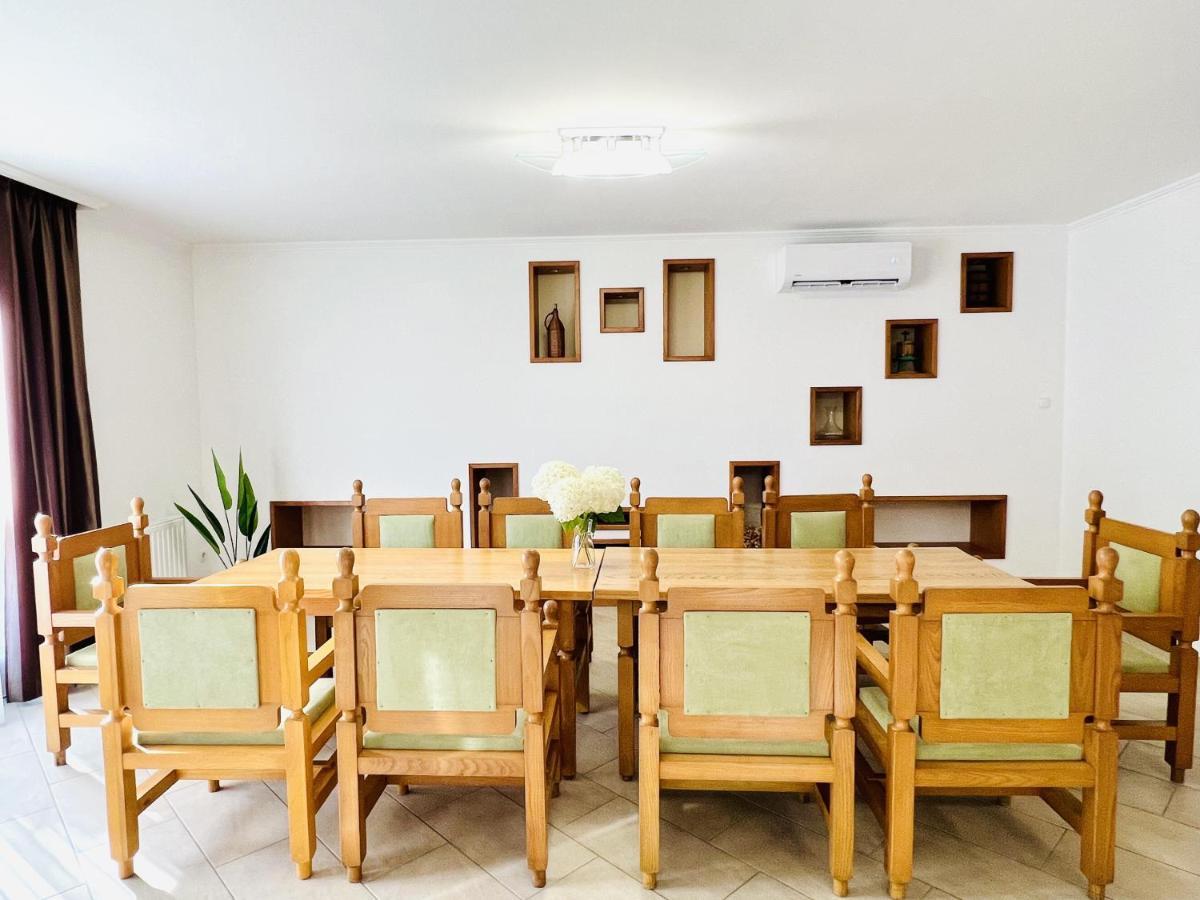 Villa Szofia Veszprem Apartments Zewnętrze zdjęcie