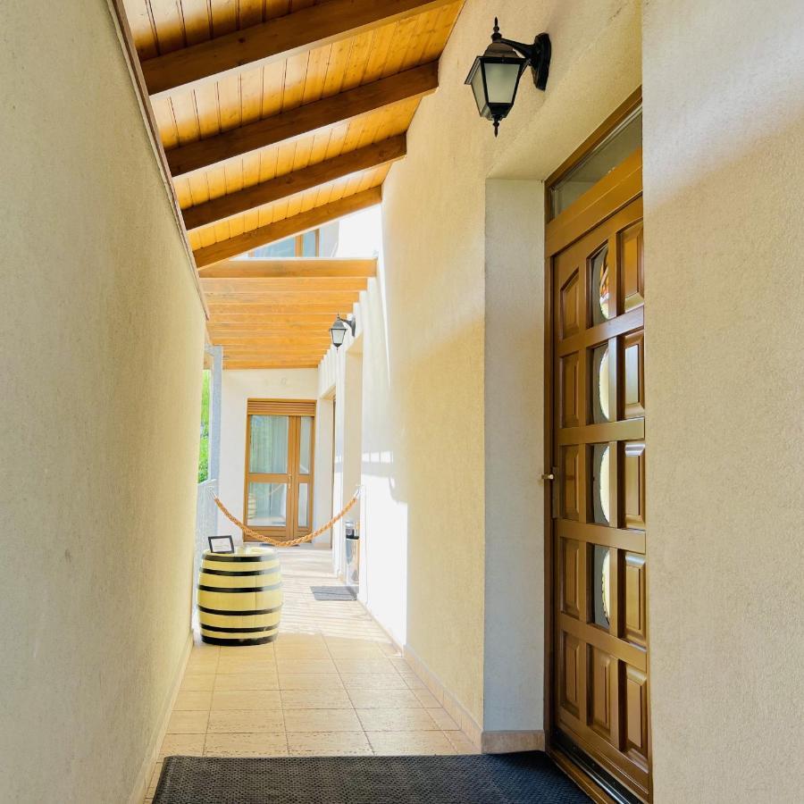 Villa Szofia Veszprem Apartments Zewnętrze zdjęcie